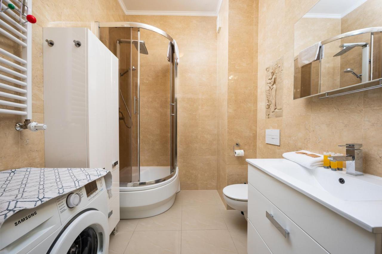 Pokorna Cosy Apartment Varsó Kültér fotó